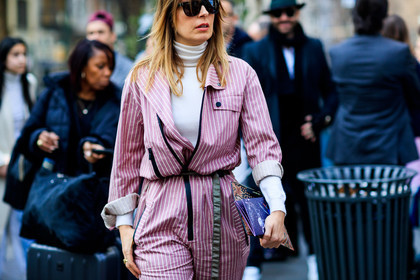 atmosphere details, AUTUMN WINTER 2017-2018, AW 17-18, detail, FALL WINTER 2017-2018, fashion week, frenchystyle, FW, FW 17-18, geometric, graphic jumpsuit, green belt, horizontal, jonathan paciullo, MFW, MILAN, pink jumpsuit, printed jumpsuit, red jumpsuit, street style, striped jumpsuit, stripes, sunglasses, trousers, turtleneck sweater, white sweater, zip