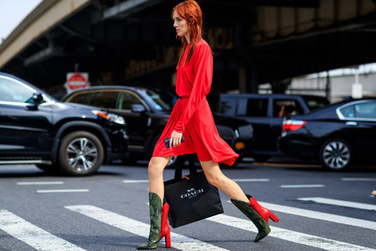 atmosphere details, fashion week, frenchystyle, full length, FW, green boots, high boots, high heels, horizontal, jonathan paciullo, leather bag, leather shoes, model, NEW YORK, NYFW, red dress, snake print, SPRING SUMMER 2018, SS 18, street style, teddy quinlivan