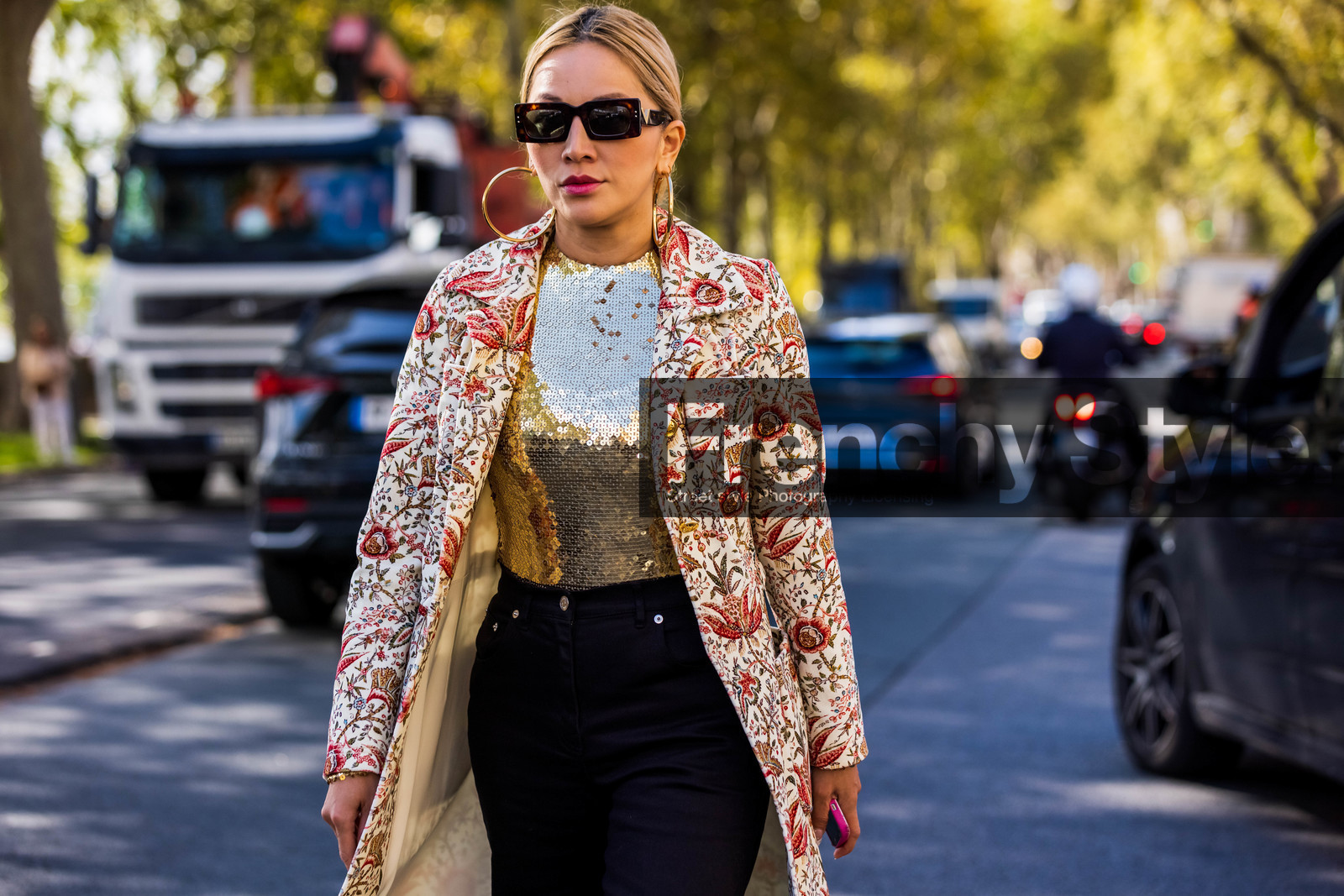 black denim, black pants, coat, denim, floral print, flower print, gold top, hoops, jean, oversize hoops, pants, printed coat, rectangle sunglasses, sequins, sunglasses, Tina Leung, fashion week, frenchystyle, FW, jonathan paciullo, street style, PFW, PARIS, SPRING SUMMER 2022, SS 22, atmosphere details, horizontal