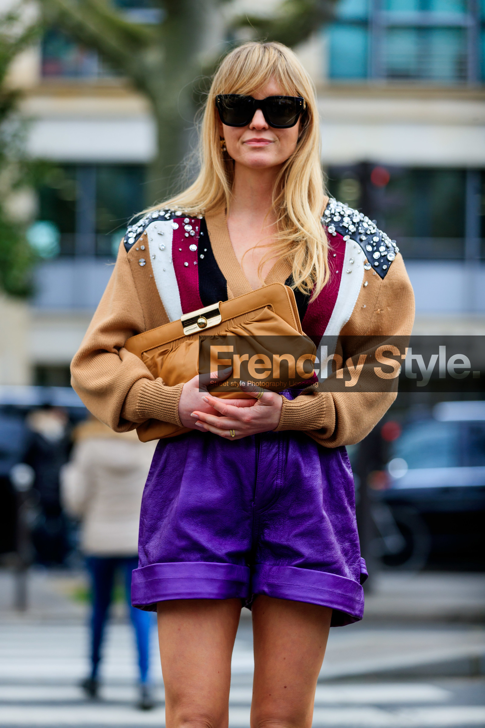 jeanette madsen, beige cardigan, camel cardigan, strassed cardigan, striped cardigan, burgundy cardigan, low necked cardigan, camel leather clutch, purple leather shorts, high waist shorts, black sunglasses, miu miu cardigan, miu miu look, miu miu shorts, fashion week, frenchystyle, FW, jonathan paciullo, street style, PFW, PARIS, vertical, atmosphere details, detail