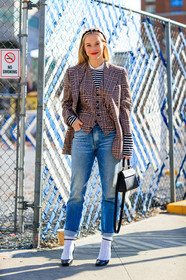 black bag, black shoes, blue denim, checked, checked jacket, denim pants, graphic jacket, high heels, jeans, leather bag, leather shoes, pink jacket, plaid, printed jacket, red lips, striped top, tartan, trousers, varnished leather shoes, vest, white socks, fashion week, frenchystyle, FW, jonathan paciullo, street style, NYFW, NEW YORK, AUTUMN WINTER 2018-2019, AW 18-19, FALL WINTER 2018-2019, FW 18-19, vertical, full length, chloe king