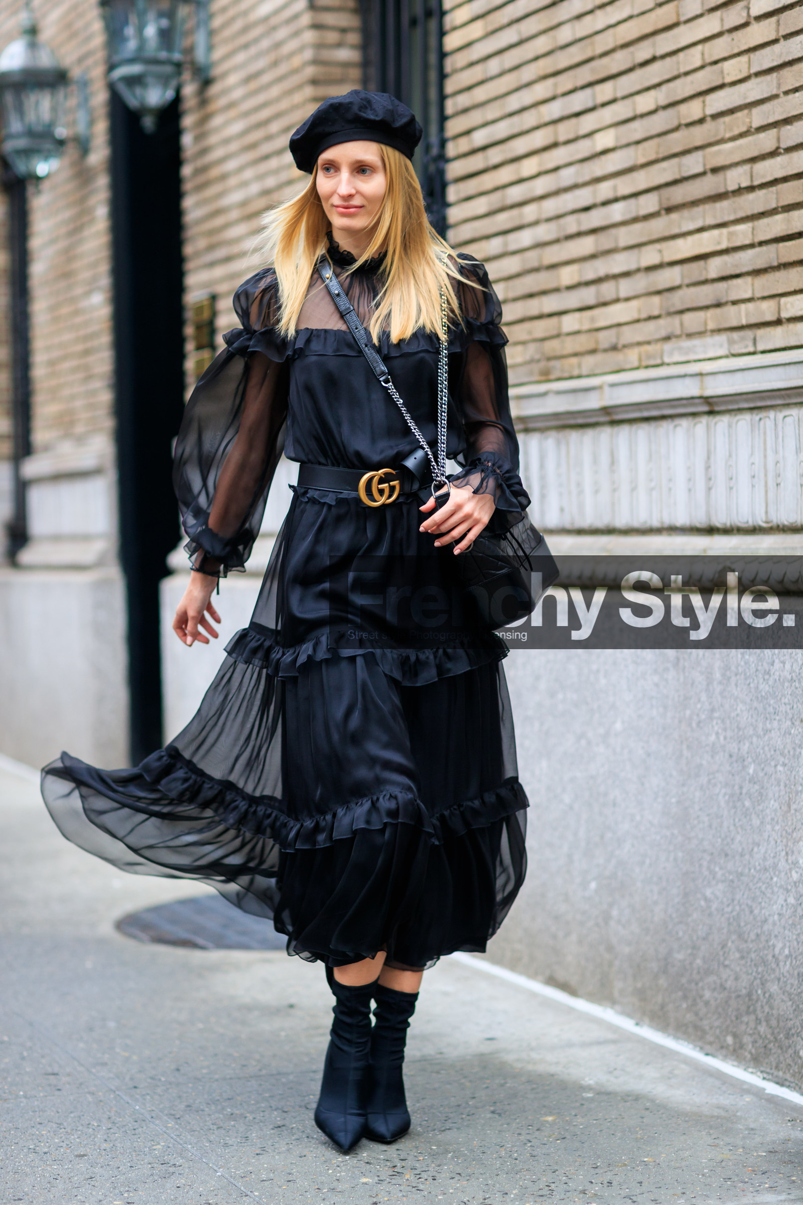 beret, black bag, black belt, black dress, black hat, black shoes, chanel, fashion week, frenchystyle, full length, FW, gucci, high heels, jonathan paciullo, leather bag, leather belt, leather shoes, NEW YORK, NYFW, ruffles, SPRING SUMMER 2018, SS 18, street style, tone on tone, total look black, vertical
