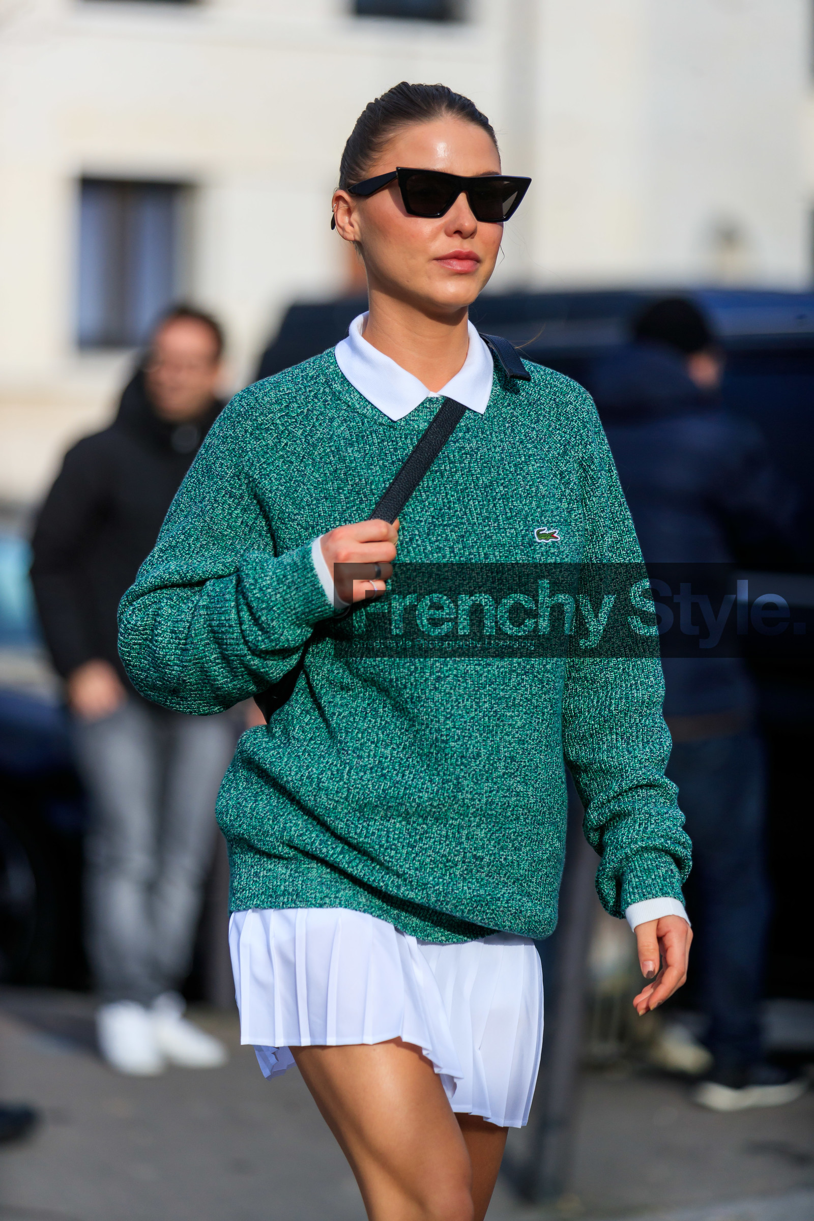 sophia roe, green pullover, white polo shirt, white skirt, celine sunglasses, black sunglasses, butterfly sunglasses, mini skirt, pleated skirt, lacoste pullover, lacoste skirt, lacoste polo shirt, lacoste total look, fashion week, frenchystyle, FW, jonathan paciullo, street style, PFW, PARIS, vertical, atmosphere details, detail