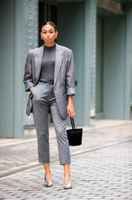 grey pants, grey pullover, grey total look, cropped pants, grey leather pumps, animal skin pumps, black bag, velvet bag, bucket bag, embroidered bag, golden earrings, hoop earrings, PARIS, PFW, fashion week, frenchystyle, FW, jonathan paciullo, street style, SPRING SUMMER 2021, SS 21, vertical, full length