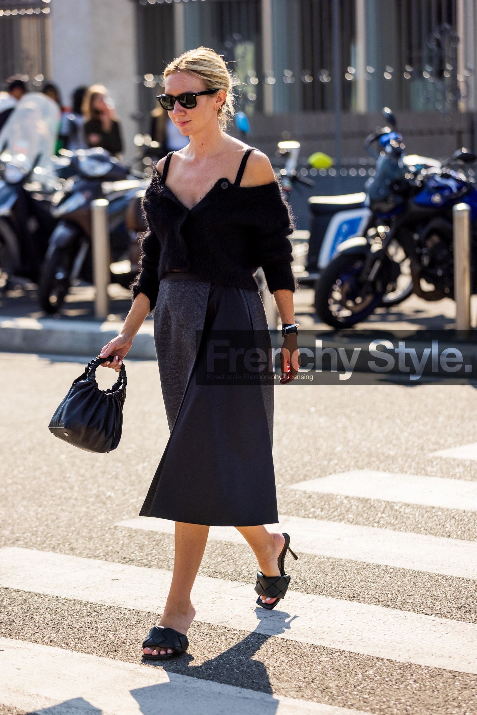 bag, black bag, black cardigan, black knit, black mules, black sandals, black sunglasses, bottega veneta shoes, grey skirt, leather bag, leather sandals, Lisa Aiken, mules, prada skirt, quilted sandals, skirt, split skirt, sunglasses, wool cardigan, wool skirt, fashion week, frenchystyle, FW, jonathan paciullo, street style, SPRING SUMMER 2022, SS 22, MFW, MILAN, vertical, full length