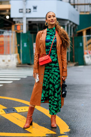 elaine welteroth, camel leather coat, camel leather jacket, camel leather boots, hoop earrings, golden earrings, big earrings, red leather bag, crossbody bag, coach bag, coach coat, coach jacket, green dress, high collar dress, printed dress, drape dress, low boots, high heels boots, coach jacket, asymetrical dress, iphone, fashion week, frenchystyle, FW, jonathan paciullo, street style, NYFW, NEW YORK, AUTUMN WINTER 2020-2021, FALL WINTER 2020-2021, FW 20-21, vertical, full length