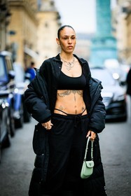 black cropped top, tattoos, pony tails, black puffed jacket, black tong, black trousers, prada bag, mint bag, mini bag, hera pradel, fashion week, frenchystyle, FW, jonathan paciullo, street style, AUTUMN WINTER 2022-2023, FALL WINTER 2022_2023, FW 22-23, PFW, PARIS, vertical, detail