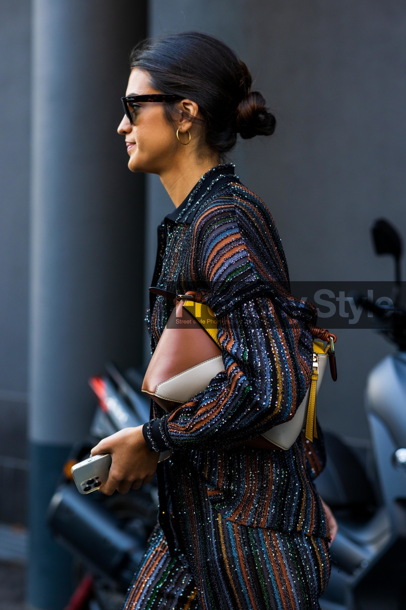 brown bag, bun, colored bag, hoops, loewe bag, Marta Lozano, missoni look, printed pants, printed shirt, sequin, striped pants, striped shirt, stripes, leather bag, print, fashion week, frenchystyle, FW, jonathan paciullo, street style, MFW, MILAN, SPRING SUMMER 2022, SS 22, vertical, atmosphere details, detail