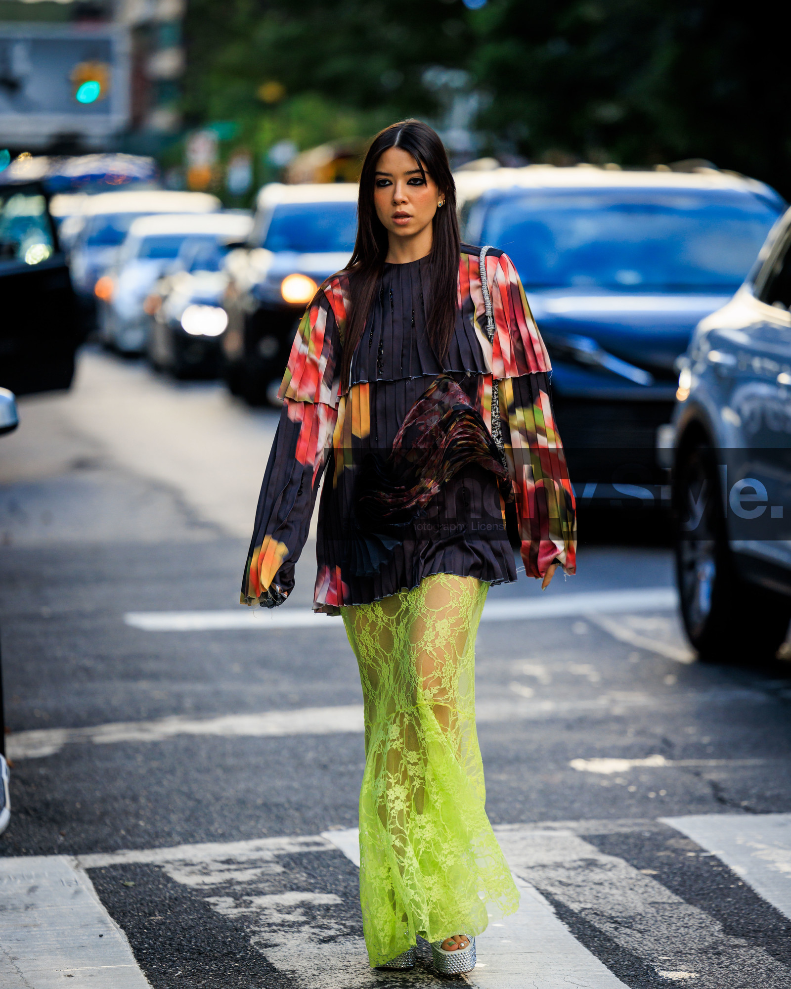 jonathan paciullo, FW, frenchystyle, fashion week, street style, vertical, detail, atmosphere details, NEW YORK, NYFW, SPRING SUMMER 2024, SS 24
