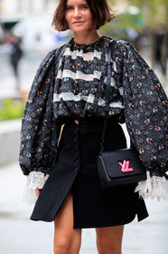 marta cygan, black blouse, black socks, black skirt, button skirt, floral printed blouse, lace blouse, balloon sleeves, oversize sleeves, black leather derbies, striped blouse, louis vuitton blouse, louis vuitton skirt, louis vuitton total look, PARIS, PFW, fashion week, frenchystyle, FW, jonathan paciullo, street style, SPRING SUMMER 2021, SS 21, vertical, atmosphere details, detail