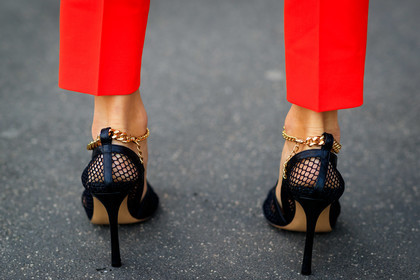gala gonzalez, red pants, high heels shoes, fishnet shoes, ankle bracelet, black leather shoes, shoes detail, close up detail, fashion week, frenchystyle, FW, jonathan paciullo, street style, MFW, MILAN, AUTUMN WINTER 2020-2021, FALL WINTER 2020-2021, FW 20-21, horizontal, atmosphere details, detail