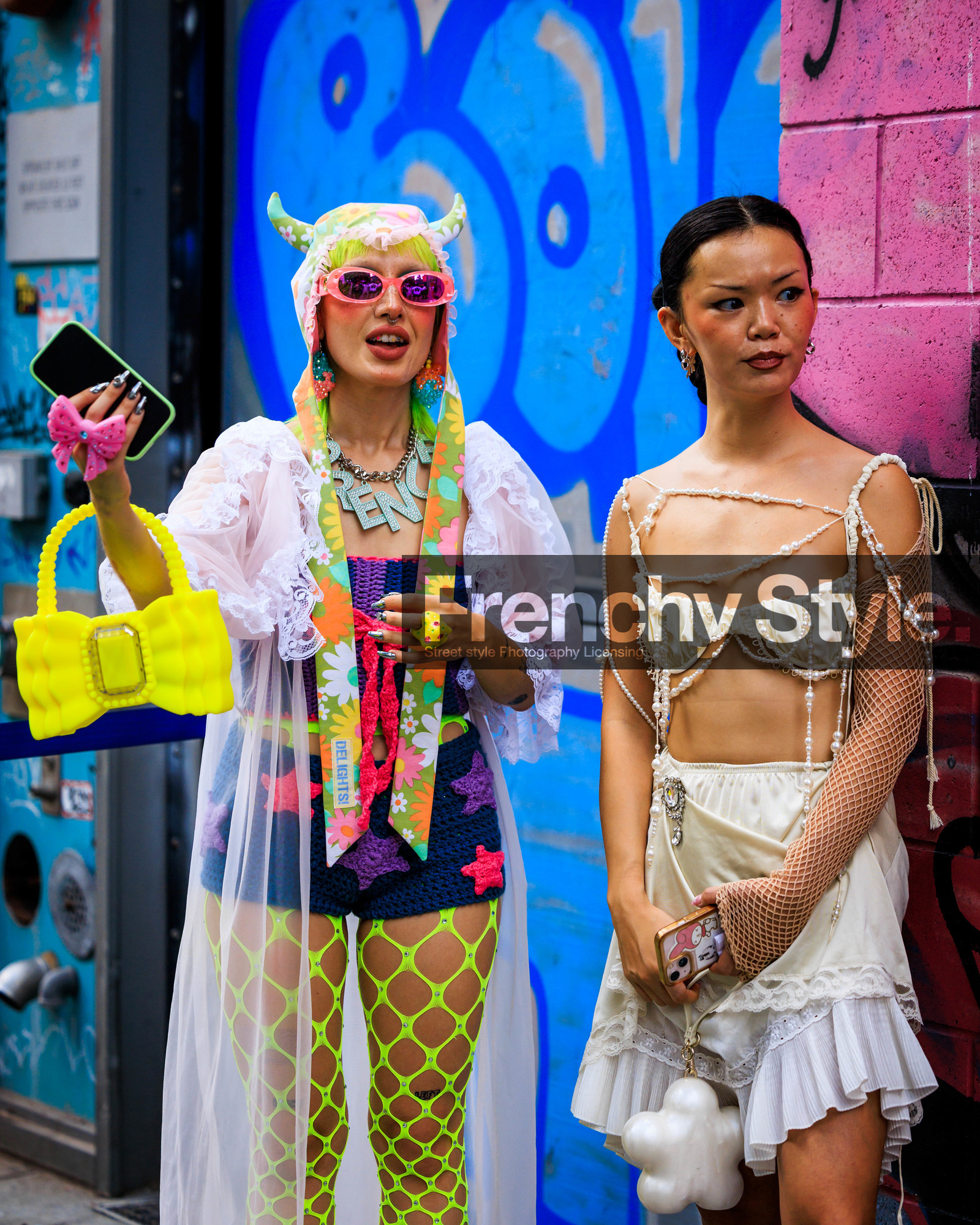 jonathan paciullo, FW, frenchystyle, fashion week, street style, vertical, detail, atmosphere details, NEW YORK, NYFW, SPRING SUMMER 2024, SS 24
