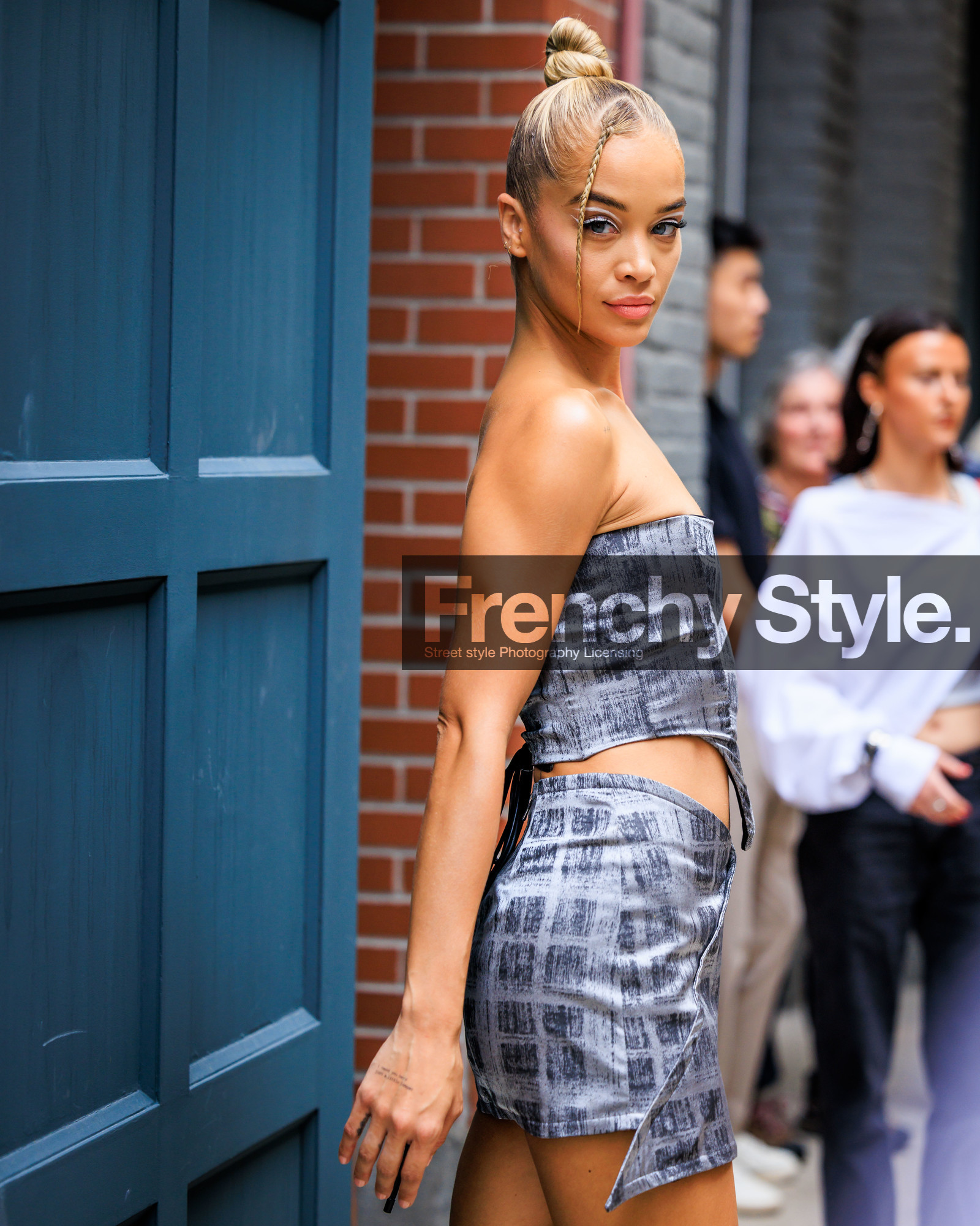 jonathan paciullo, FW, frenchystyle, fashion week, street style, vertical, detail, atmosphere details, NYFW, NEW YORK, SPRING SUMMER 2024, SS 24