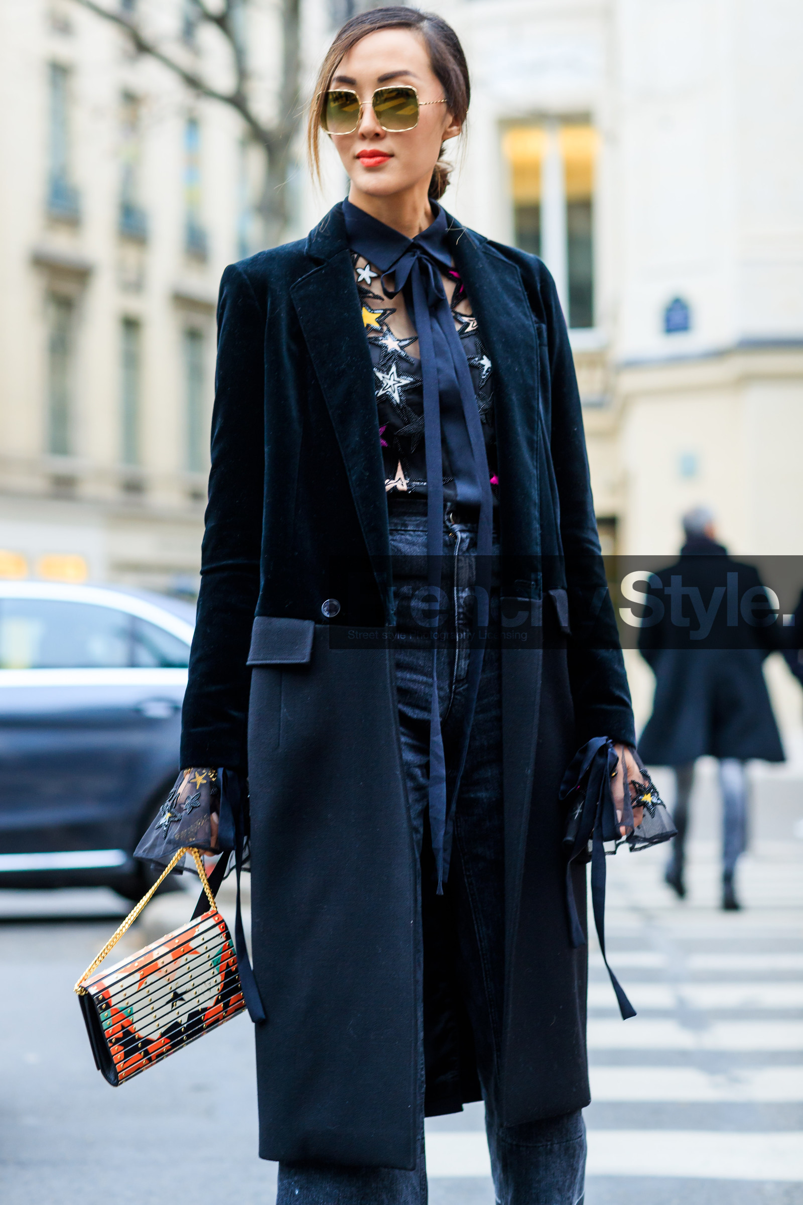 black coat, black denim, black shirt, black shoes, denim pants, embroidered shirt, high heels, jeans, jimmy choo, leather bag, leather shoes, multicolor bag, printed bag, see through, sequined shirt, stars, striped bag, sunglasses, trousers, velvet, fashion week, frenchystyle, FW, jonathan paciullo, street style, PFW, PARIS, SPRING SUMMER 2017, SS 17, HAUTE COUTURE, vertical, detail, Chriselle Lim