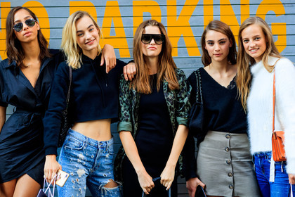 atmosphere details, black bag, black dress, black jacket, black sweater, blue denim, brown bag, chanel, denim pants, detail, fashion week, frenchystyle, FW, green jacket, grey skirt, hoodie, horizontal, iphone, jeans, jonathan paciullo, leather bag, luna bijl, Maartje Verhoef, model, NEW YORK, NYFW, printed jacket, ripped pants, SPRING SUMMER 2018, SS 18, street style, sunglasses, trousers, white sweater, yasmine wijnaldum