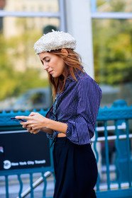 atmosphere details, beret, black pants, blue shirt, checked shirt, detail, fashion week, frenchystyle, FW, gala gonzalez, graphic shirt, high waist, jonathan paciullo, NEW YORK, NYFW, printed shirt, SPRING SUMMER 2018, SS 18, street style, striped shirt, trousers, vertical, white hat