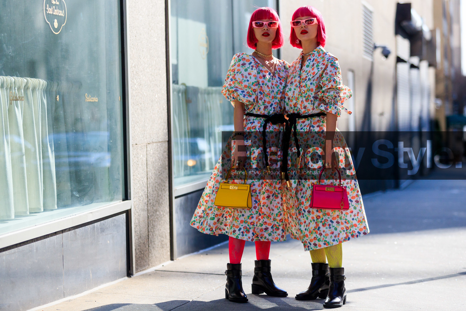 Ami and Aya Suzuki, pink hair, pink sunglasses, pink leather bag, pink tights, dyed hair, floral printed dress, white dress, short sleeves dress, mid long dress, belted dress, black belt, gucci sunglasses, square shape glasses, yellow leather bag, hand bag, floral printed jacket, floral printed trench coat, golden chocker, black leather boots, flat boots, low boots, tory burch dress, tory burch trench coat, tory burch belt, tory burch bag, multi rings, multi necklace, silvered ring, fashion week, frenchystyle, FW, jonathan paciullo, street style, FALL WINTER 2020-2021, AUTUMN WINTER 2020-2021, FW 20-21, horizontal, atmosphere details, full length, NYFW, NEW YORK