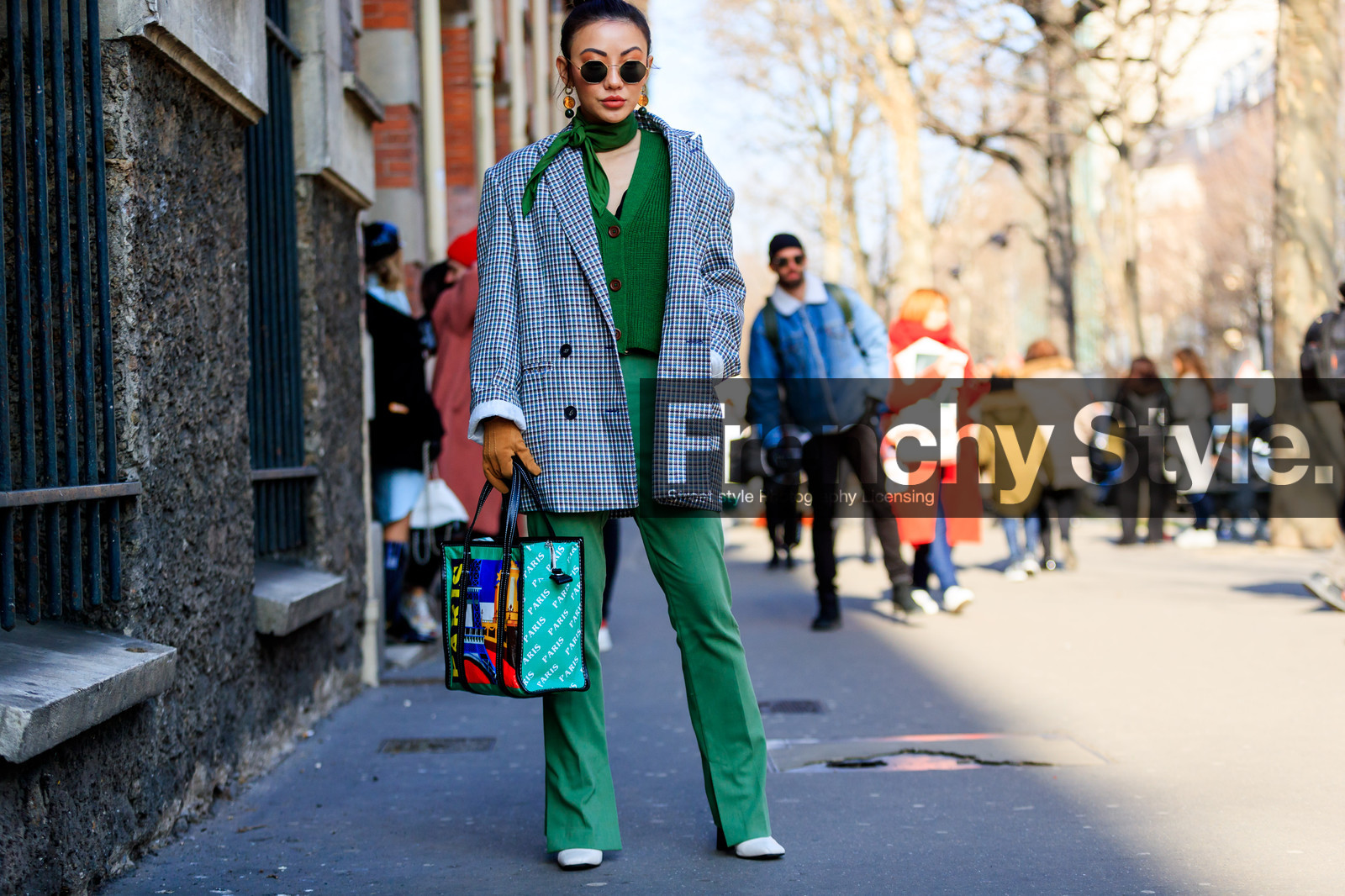 balenciaga, brown gloves, checked, earrings, graphic bag, graphic jacket, green bag, green cardigan, green pants, green scarf, high heels, leather bag, leather shoes, plaid, printed bag, printed jacket, sunglasses, trousers, white boots, street style, jonathan paciullo, FW, frenchystyle, fashion week, PFW, PARIS, AUTUMN WINTER 2018-2019, FALL WINTER 2018-2019, FW 18-19, horizontal, atmosphere details, full length