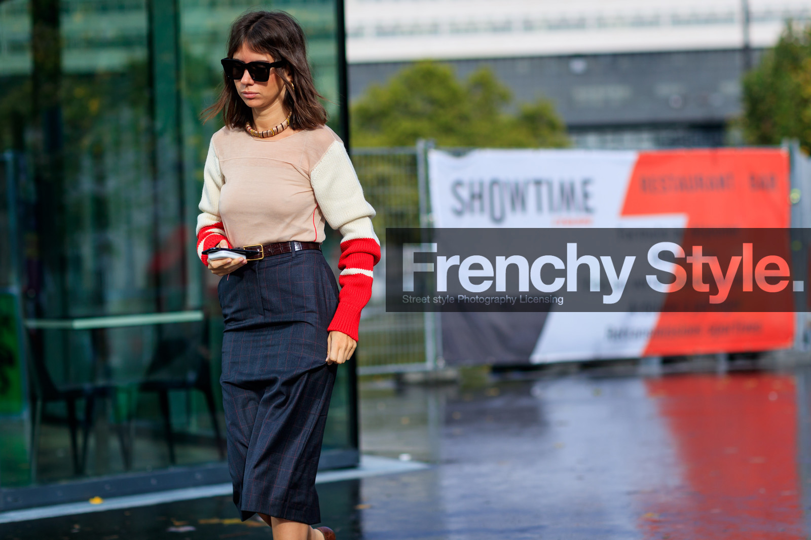 atmosphere details, beige sweater, blue skirt, checked skirt, detail, earrings, fashion week, frenchystyle, FW, horizontal, jonathan paciullo, necklace, PARIS, PFW, plaid, SPRING SUMMER 2018, SS 18, street style, sunglasses, natasha goldenberg