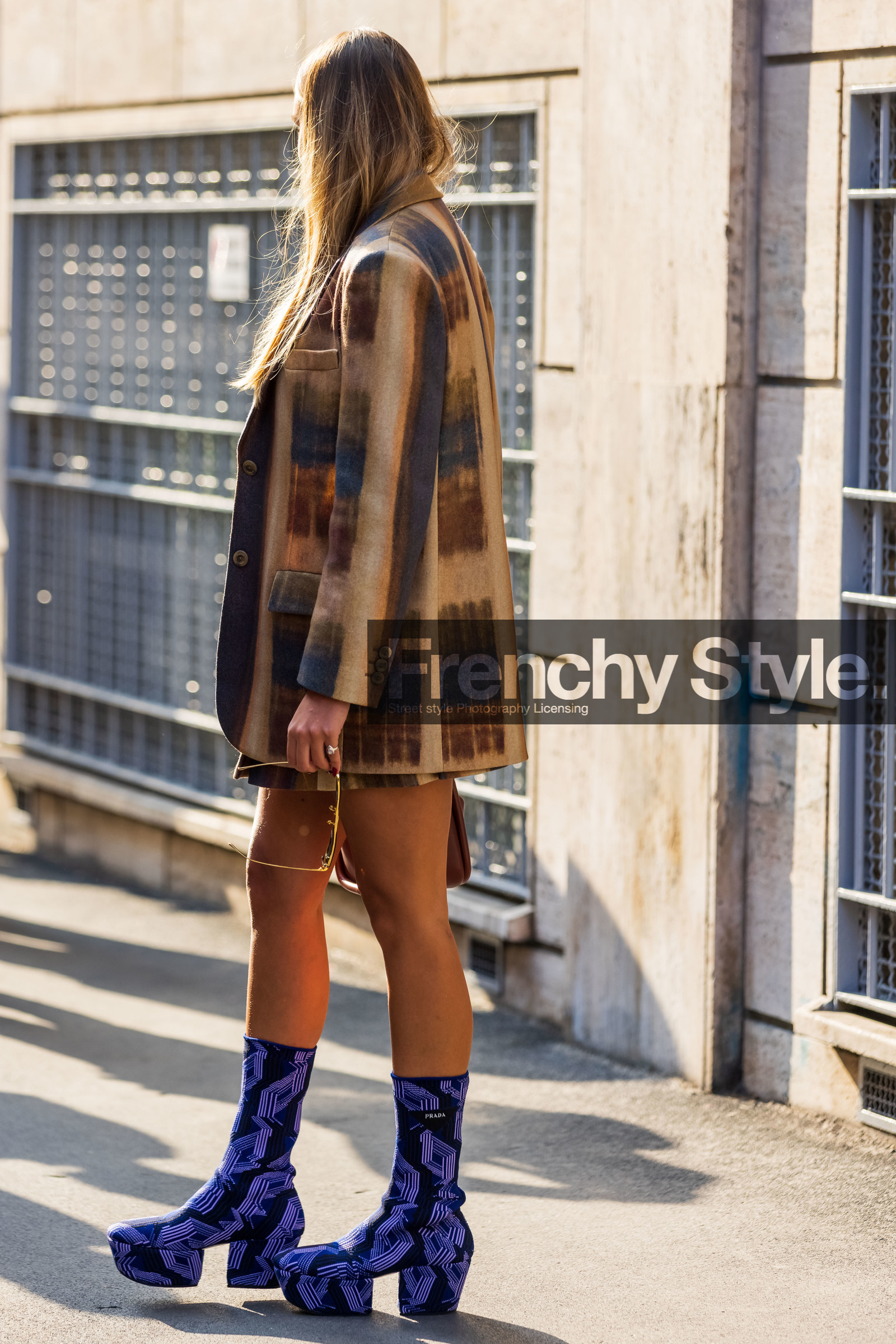 blazer, boots, plateform, prada boots, print blazer, print boots, fashion week, frenchystyle, FW, jonathan paciullo, street style, MFW, MILAN, SPRING SUMMER 2022, SS 22, vertical, full length