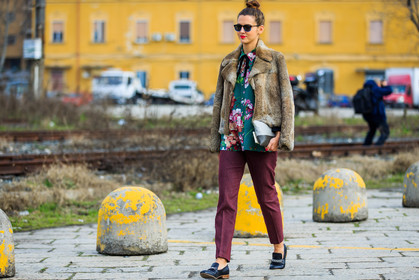 atmosphere details, AUTUMN WINTER 2016-2017, AW 16-17, black loafers, black slippers, bordeaux, brown jacket, burgundy, FALL WINTER 2016-2017, fashion week, floral, flower, frenchystyle, full length, fur jacket, FW, FW 16-17, green shirt, horizontal, jonathan paciullo, leather shoes, LFW, LONDON, MENSWEAR, natural fur, over the shoulder, printed shirt, red pants, silk shirt, street style, sunglasses, trousers