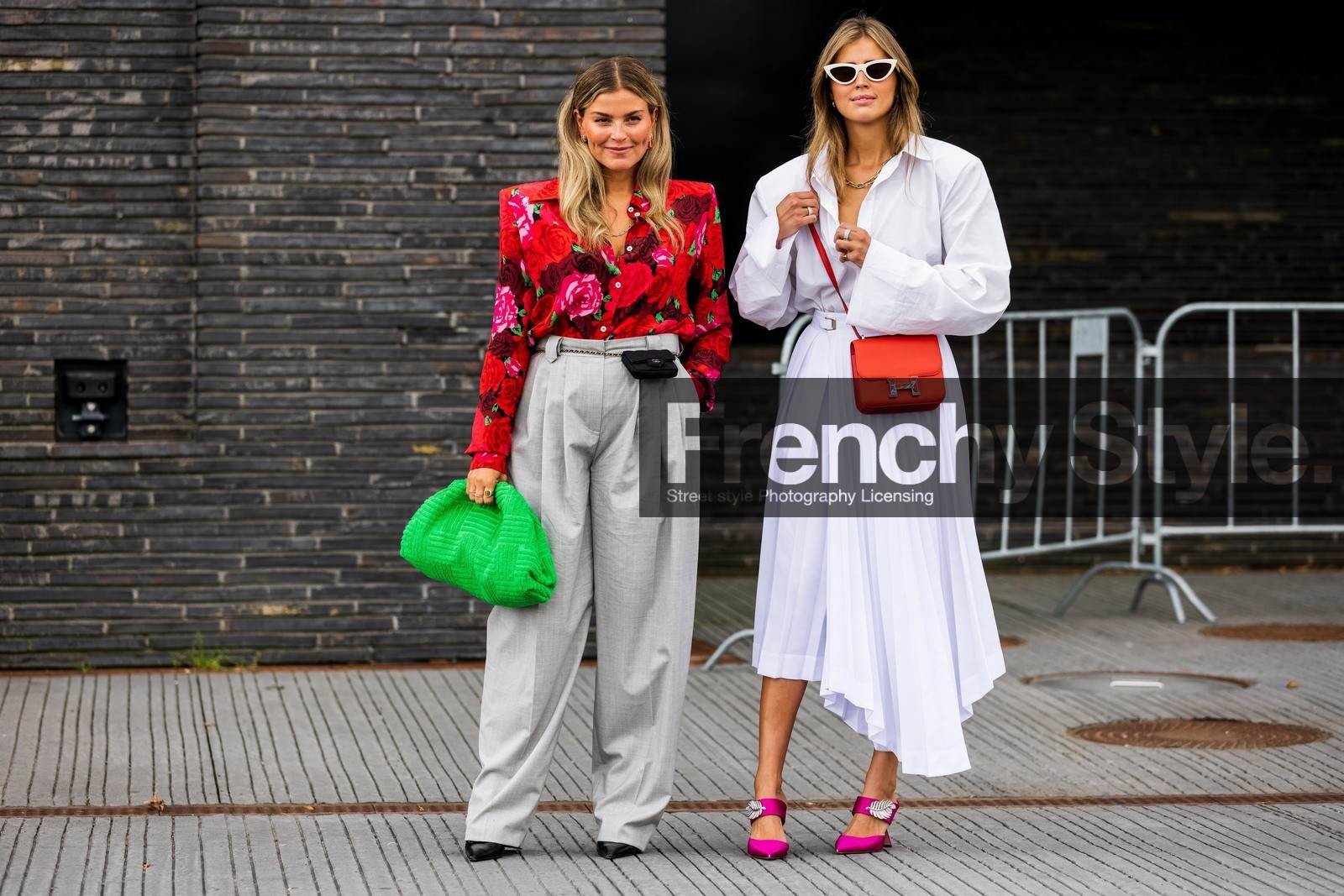 Darja Barannik, white shirt, white skirt, pleated skirt, oversize shirt, white sunglasses, eyecat sunglasses, butterfly sunglasses, celine sunglasses, crossbody bag, red leather bag, hermes bag, constance hermes bag, pink shoes, pink pumps, satin pumps, satin shoes, sharp end shoes, strassed pumps, strassed shoes, asymetrical skirt, long skirt, Janka Polliani, grey pants, light grey pants, carrot pants, oversize pants, oversize shirt, oversize shoulder, red shirt, floral printed shirt, silk shirt, high waist pants, belted pants, belt bag, chain belt, quilted bag, quilted belt, black bag, black belt, mini bag, chanel bag, chanel belt, green clutch, sponge bag, sponge clutch, bottega veneta bag, multi earrings, hoop earrings, golden earrings, diamond earrings, dangling earrings, initials earrings, black leather pumps, prada shoes, sharp end shoes, fashion week, frenchystyle, FW, jonathan paciullo, street style, SPRING SUMMER 2022, SS 22, COPENHAGEN, CPHFW, atmosphere details, horizontal, full length