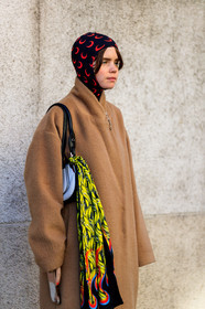 beige jacket, black and white bag, black scarf, camel coat, headscarf, leather bag, marine serre, molly and reese blustein, prada, yellow scarf, fashion week, frenchystyle, FW, jonathan paciullo, street style, PFW, PARIS, AUTUMN WINTER 2019-2020, AW 19-20, FALL WINTER 2019-2020, FW 19-20, vertical, atmosphere details, detail