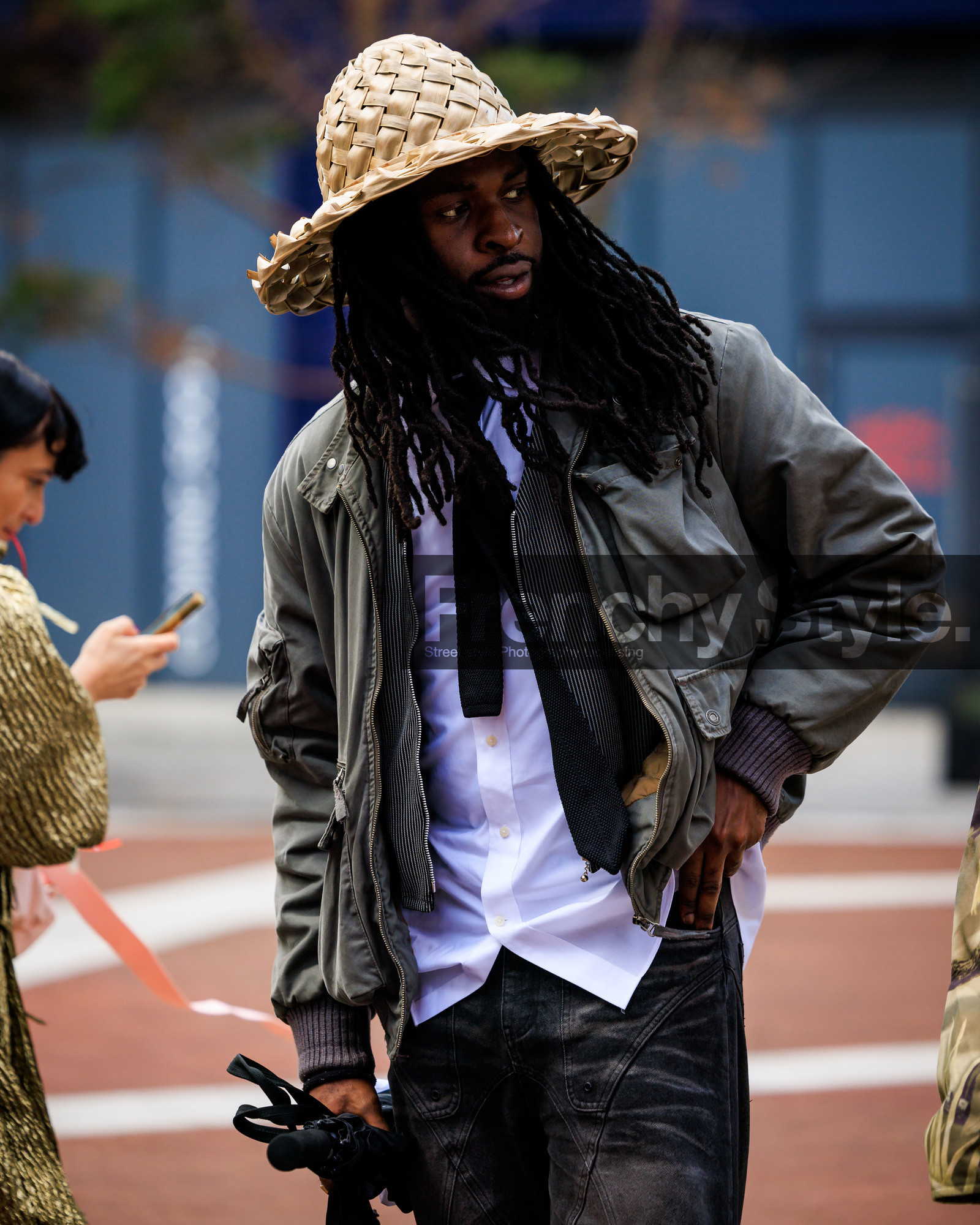 fashion week, frenchystyle, FW, jonathan paciullo, street style, LFW, LONDON, atmosphere details, detail, SPRING SUMMER 2024, SS 24
