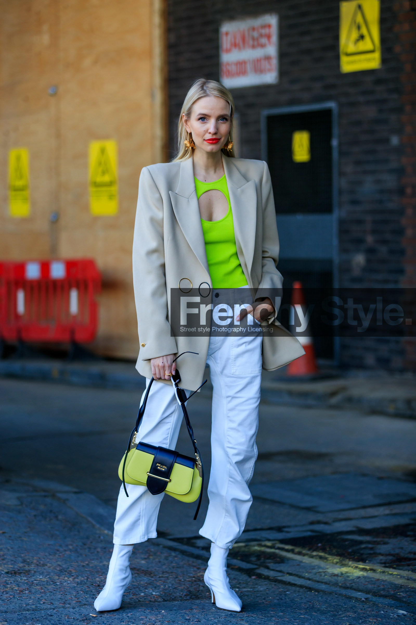 beige jacket, blazer, cut out, denim pants, graphic bag, green bag, green sweater, high heels, jeans, leather bag, leather shoes, leonie hanne, prada, printed bag, red lips, trousers, valentino, white boots, white denim, LONDON, LFW, fashion week, frenchystyle, FW, jonathan paciullo, street style, AUTUMN WINTER 2019-2020, AW 19-20, FW 19-20, FALL WINTER 2019-2020, vertical, full length