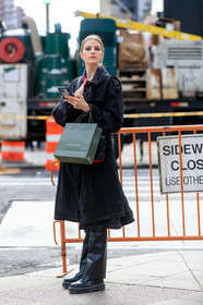 model, black trench coat, denim, denim jacket, denim trench coat, black leather boots, black leather pants, doc marteens shoes, flat boots, laced boots, fashion week, frenchystyle, FW, jonathan paciullo, street style, FALL WINTER 2020-2021, AUTUMN WINTER 2020-2021, FW 20-21, vertical, full length, NYFW, NEW YORK