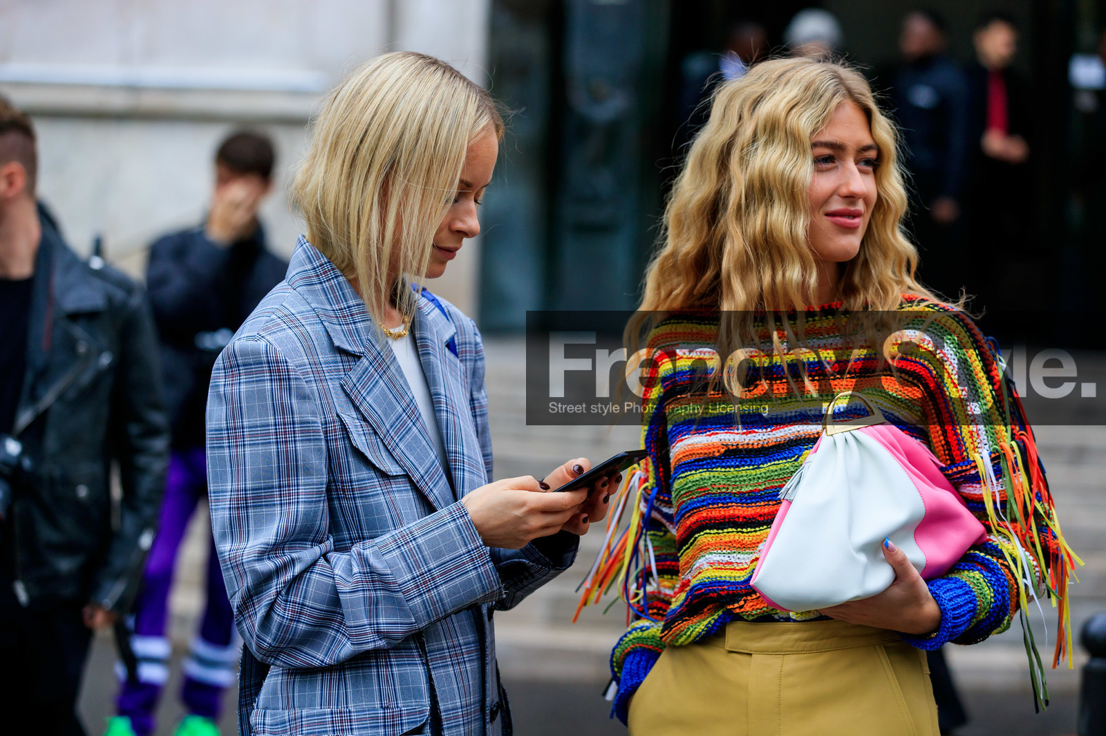 thora valdimars, emili sindlev, multicolor pullover, striped pullover, fringe pullover, white leather clutch, pink leather bag, checked jacket, light blue jacket, close up detail, fashion week, frenchystyle, FW, jonathan paciullo, street style, SPRING SUMMER 2020, SS 20, PFW, PARIS, horizontal, atmosphere details, detail