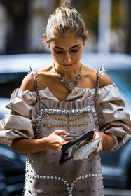 beige dress, dress, Jenny M Walton, necklace, off-shoulder dress, statement dress, strass, studs, fashion week, frenchystyle, FW, jonathan paciullo, street style, PFW, PARIS, SPRING SUMMER 2022, SS 22, vertical, atmosphere details