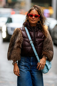 brown coat, fur coat, down jacket, light blue leather bag, plaited bag, plaited leather bag, bottega veneta bag, crossbody bag, celine sunglasses, eyecat sunglasses, red sunglasses, blue jeans, lucky charm bracelet, multi necklace, fashion week, frenchystyle, FW, jonathan paciullo, street style, AUTUMN WINTER 2020-2021, FALL WINTER 2020-2021, FW 20-21, vertical, atmosphere details, detail, NYFW, NEW YORK