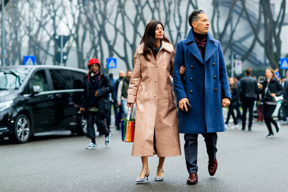 atmosphere details, AUTUMN WINTER 2017-2018, AW 17-18, beige coat, blue coat, bordeaux, burgundy, FALL WINTER 2017-2018, fashion week, frenchystyle, full length, FW, FW 17-18, glitter, graphic bag, grey pants, high heels, horizontal, jonathan paciullo, leather bag, leather shoes, MFW, MILAN, multicolor bag, pink coat, printed bag, red scarf, red shoes, shiny shoes, silver shoes, street style, striped bag, trousers, varnished leather, vinyl