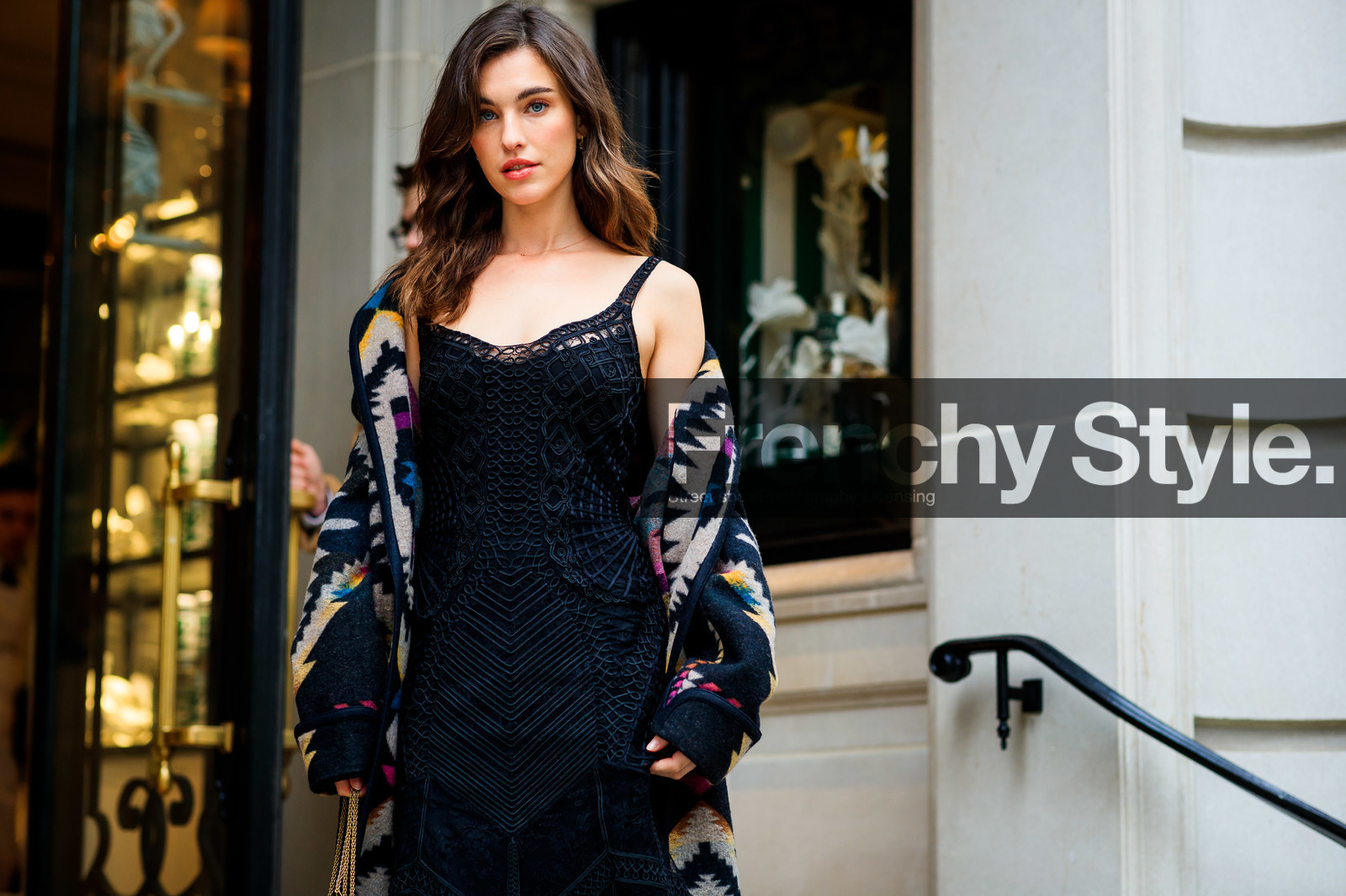 black dress, graphic jacket, multicolor jacket, off the shoulder, patchwork, printed jacket, frenchystyle, jonathan paciullo, street style, NYFW, NEW YORK, AUTUMN WINTER 2019-2020, AW 19-20, FALL WINTER 2019-2020, FW 19-20, fashion week, FW, atmosphere details, horizontal, detail