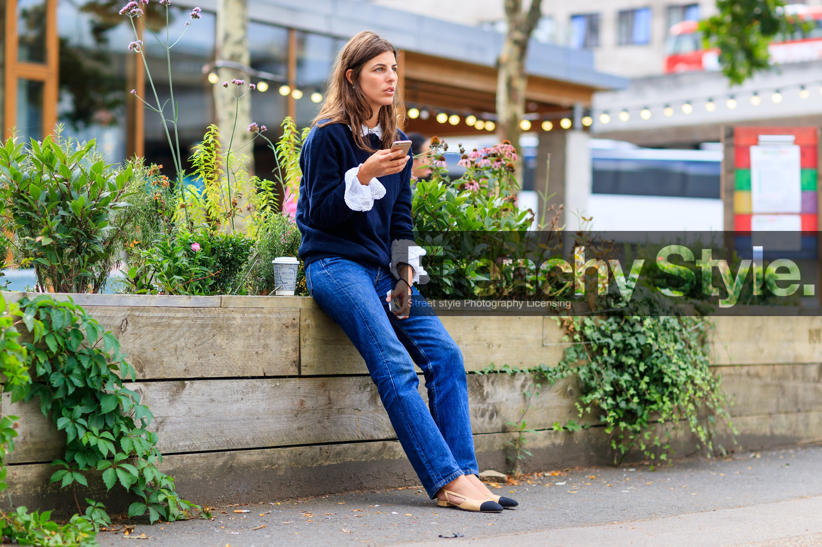 atmosphere details, beige shoes, blue denim, blue sweater, chanel, denim pants, fashion week, frenchystyle, full length, FW, horizontal, jeans, jonathan paciullo, leather shoes, LFW, LONDON, SPRING SUMMER 2018, SS 18, street style, trousers, white shirt