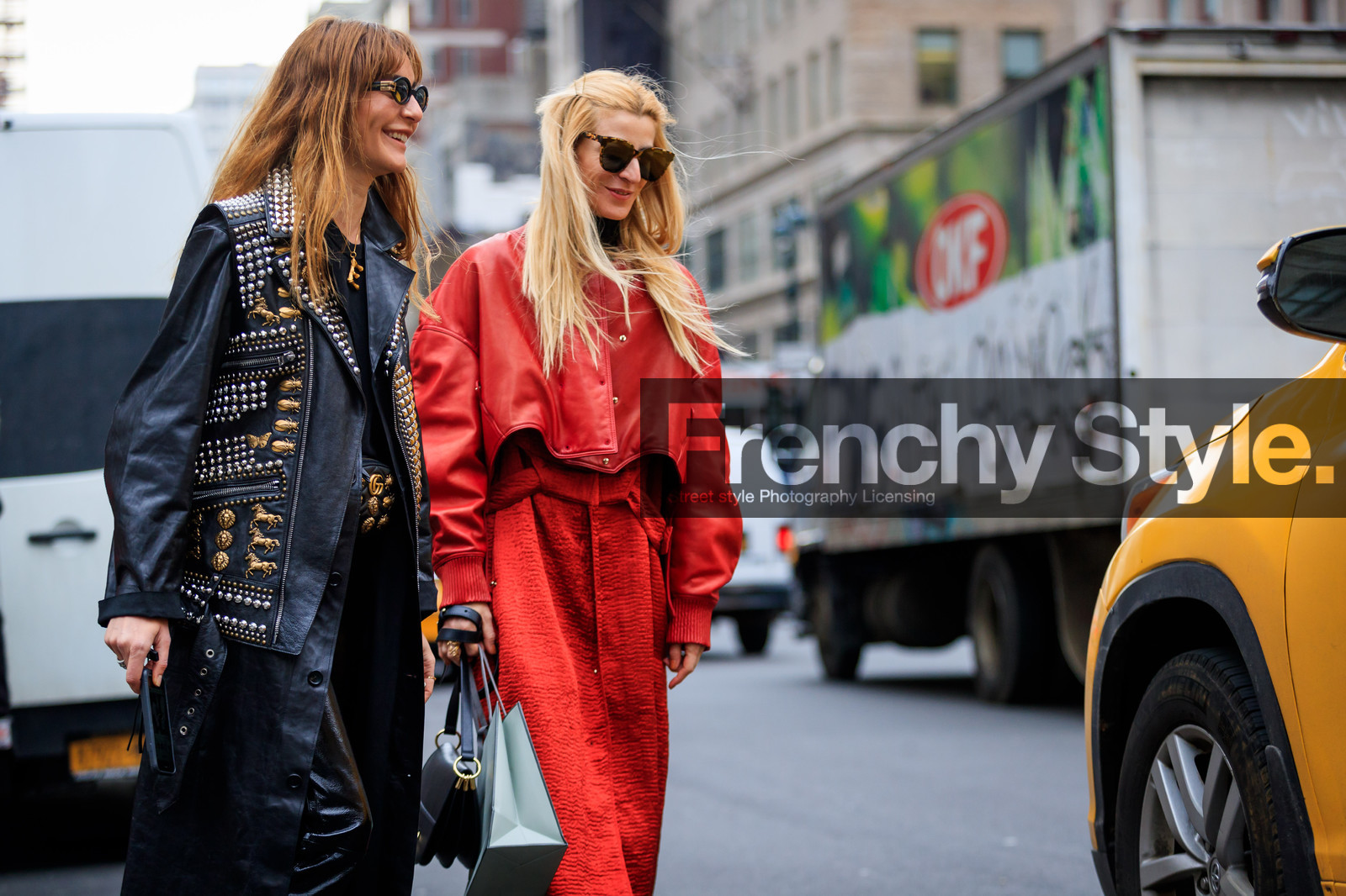 black bag, black coat, black jacket, black pants, black perfecto, embroidered bag, embroidered jacket, fanny pack, graphic bag, graphic jacket, gucci, leather bag, leather coat, leather jacket, leather pants, leather perfecto, printed bag, printed jacket, red dress, red jacket, studs, sunglasses, street style, jonathan paciullo, FW, frenchystyle, fashion week, NYFW, NEW YORK, AUTUMN WINTER 2018-2019, AW 18-19, FALL WINTER 2018-2019, FW 18-19, atmosphere details, horizontal, detail, ece sukan, ada kokosar