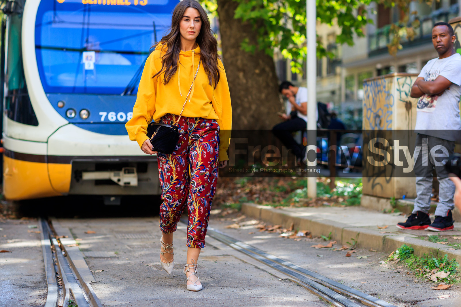 atmosphere details, beige shoes, black bag, fashion week, floral, flowers, frenchystyle, full length, FW, hoodie, horizontal, jonathan paciullo, leather bag, leather shoes, MFW, MILAN, printed pants, red pants, saint laurent paris, SPRING SUMMER 2018, SS 18, street style, trousers, velvet, yellow sweater