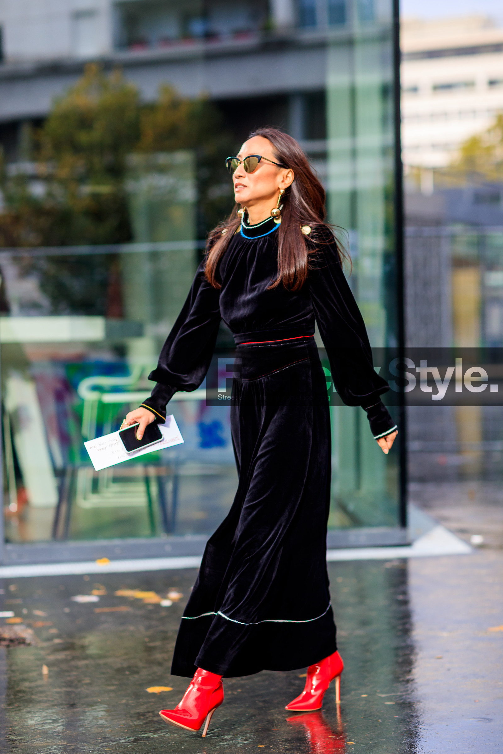 black dress, earrings, fashion week, frenchystyle, full length, FW, high heels, jonathan paciullo, leather shoes, PARIS, PFW, red boots, SPRING SUMMER 2018, SS 18, street style, sunglasses, velvet, vertical
