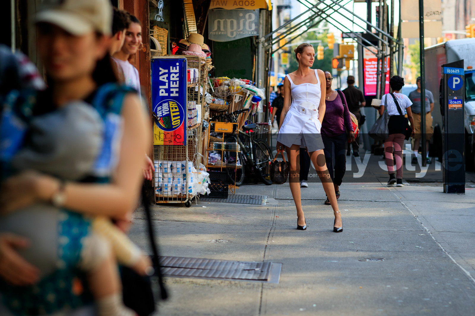 ankle bracelet, black shoes, brown bag, corset, graphic bag, high heels, high waist, leather bag, leather shoes, louis vuitton, monogram, printed bag, white shorts, white tank top, street style, jonathan paciullo, FW, frenchystyle, fashion week, NEW YORK, NYFW, SPRING SUMMER 2020, SS 20, horizontal, atmosphere details, full length