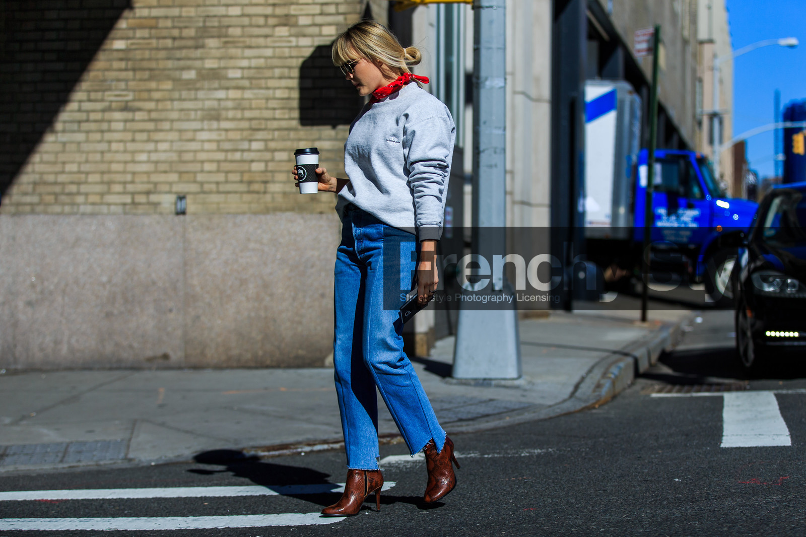 atmosphere details, AUTUMN WINTER 2016-2017, AW 16-17, blue denim, brooke testoni, brown boots, calvin klein, denim pants, fashion week, frenchystyle, full length, FW, FW 16-17, grey sweater, high heels, horizontal, jeans, jonathan paciullo, leather boots, NEW YORK, NYFW, red bandana, street style, sunglasses, trousers, vêtements, woman
