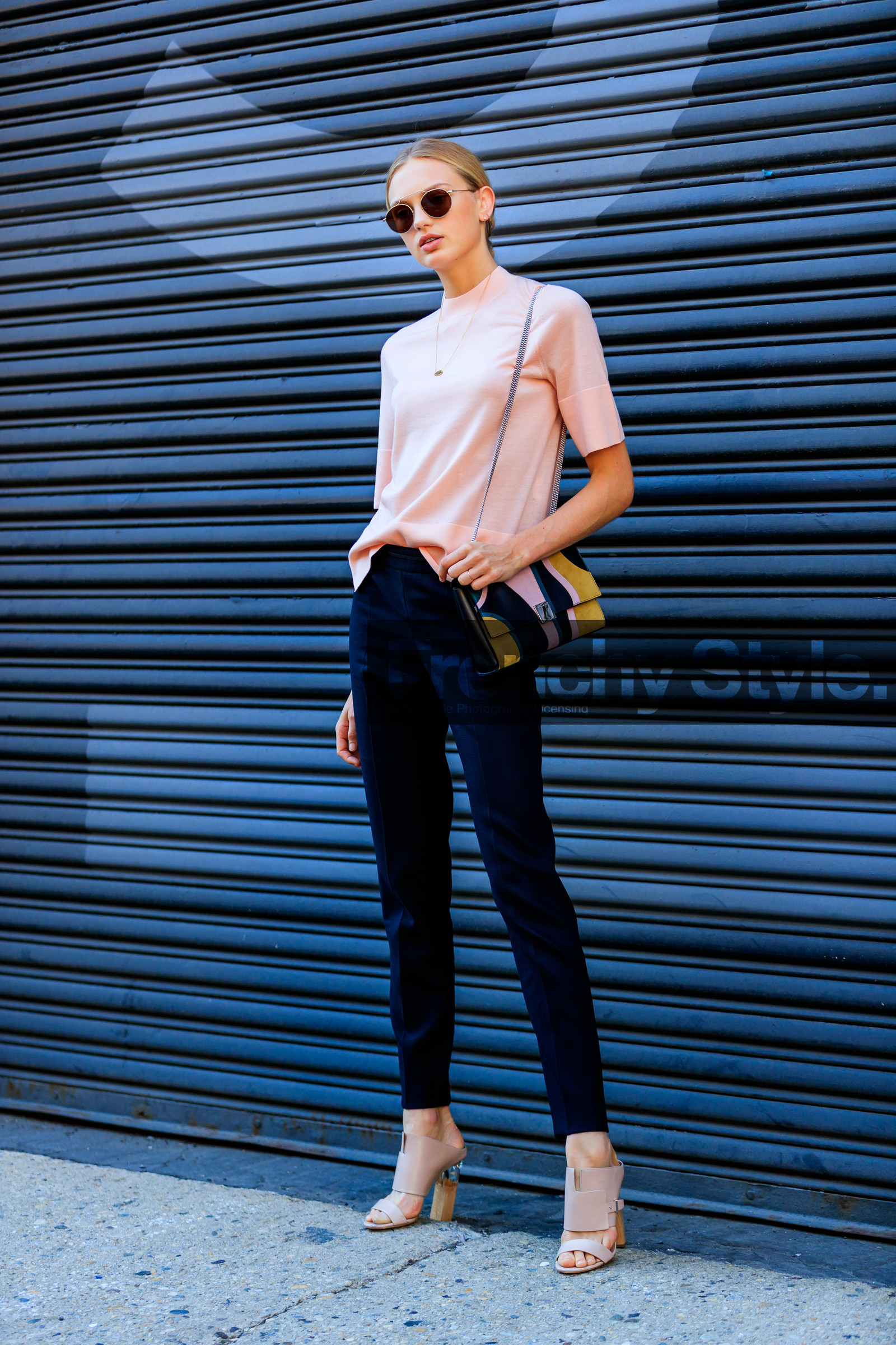black pants, fashion week, frenchystyle, full length, FW, graphic bag, high heels, jonathan paciullo, leather bag, leather shoes, model, multicolor bag, NEW YORK, nude heels, nude sandals, nude top, NYFW, pink top, printed bag, romee strijd, SPRING SUMMER 2017, SS 17, street style, sunglasses, trousers, vertical, woman