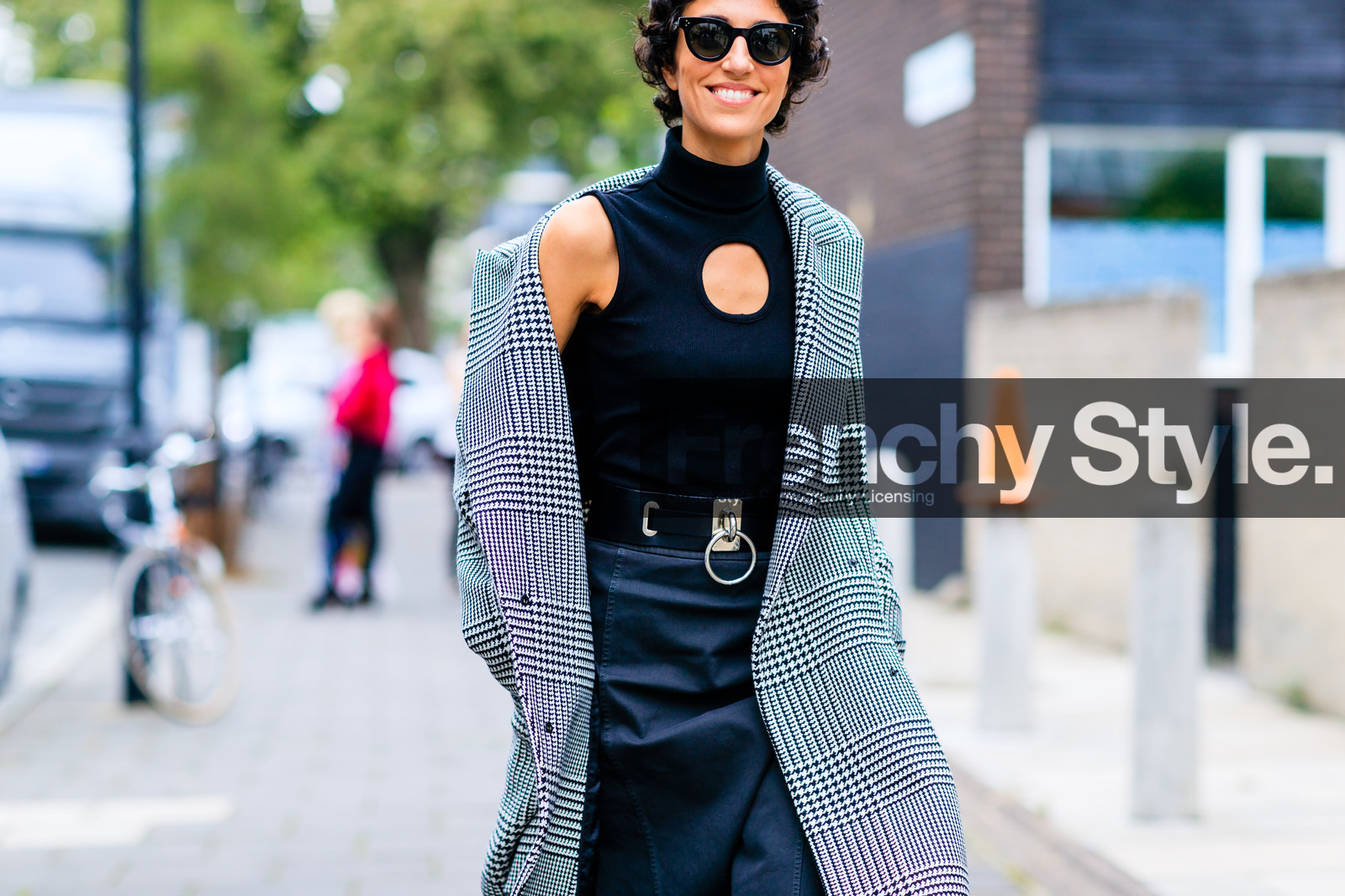 atmosphere details, black belt, black dress, black skirt, black sweater, black turtleneck, checked coat, detail, fashion week, frenchystyle, FW, horizontal, jonathan paciullo, leather belt, LFW, LONDON, open work, plaid, SPRING SUMMER 2017, SS 17, street style, sunglasses, tartan, woman, yasmin sewell