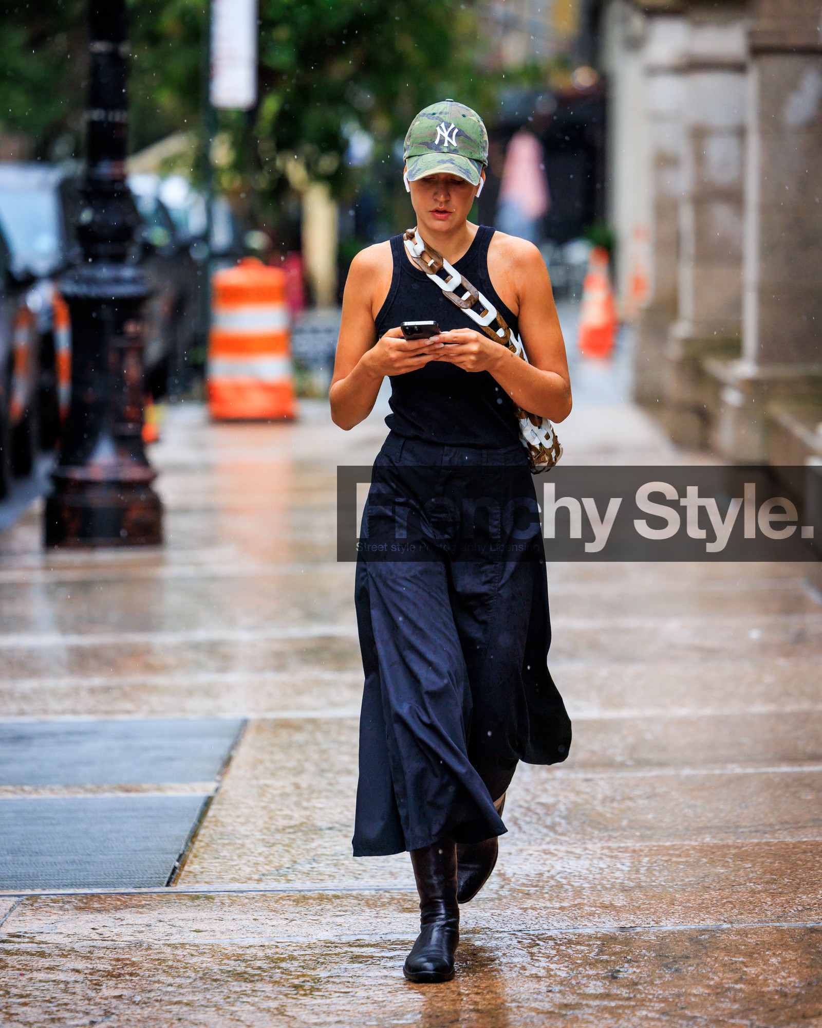 jonathan paciullo, FW, frenchystyle, fashion week, street style, vertical, detail, atmosphere details, NYFW, NEW YORK, SPRING SUMMER 2024, SS 24