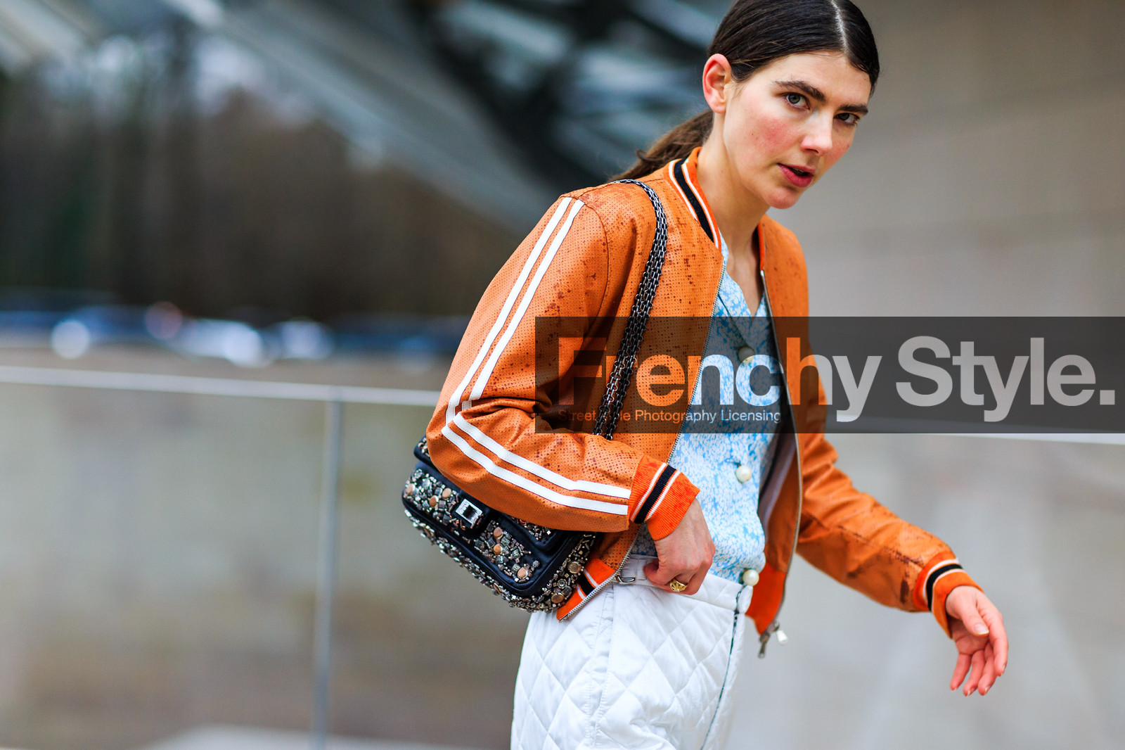 atmosphere details, AUTUMN WINTER 2016-2017, AW 16-17, detail, embroidered bag, FALL WINTER 2016-2017, fashion week, frenchystyle, FW, FW 16-17, horizontal, jonathan paciullo, leather jacket, louis vuitton, orange jacket, PARIS, PFW, sequined bag, street style, teddy jacket, trousers, ursina gysi, white pants