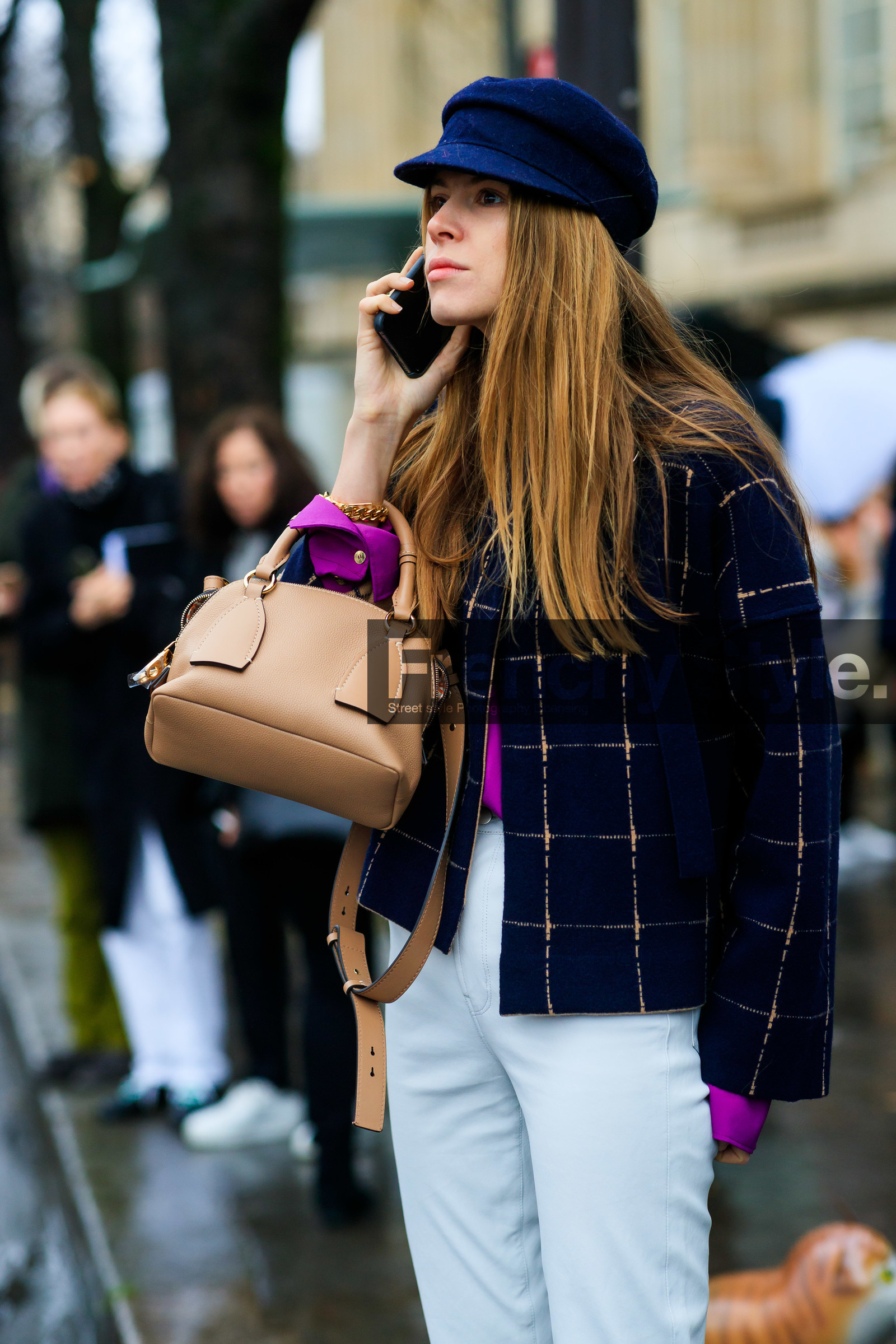 monica ainley, navy blue jacket, navy blue hat, navy blue cap, sailor cap, checked jacket, purple shirt, silk shirt, white leather pants, beige leather bag, chloe bag, chloe jacket, fashion week, frenchystyle, FW, jonathan paciullo, street style, PFW, PARIS, AUTUMN WINTER 2020-2021, FALL WINTER 2020-2021, FW 20-21, vertical, atmosphere details, detail