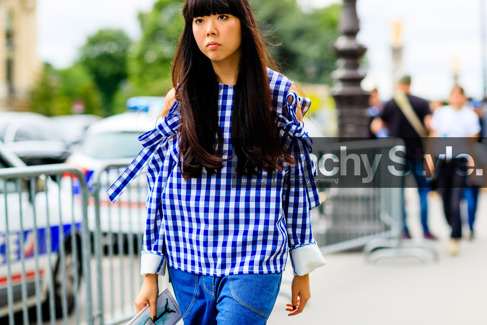 atmosphere details, AUTUMN WINTER 2016-2017, AW 16-17, blue denim, blue top, bow, chanel, checked top, denim shorts, detail, FALL WINTER 2016-2017, fashion week, frenchystyle, FW, FW 16-17, HAUTE COUTURE, horizontal, jonathan paciullo, MENSWEAR, PARIS, PFW, plaid, printed top, street style, susie lau