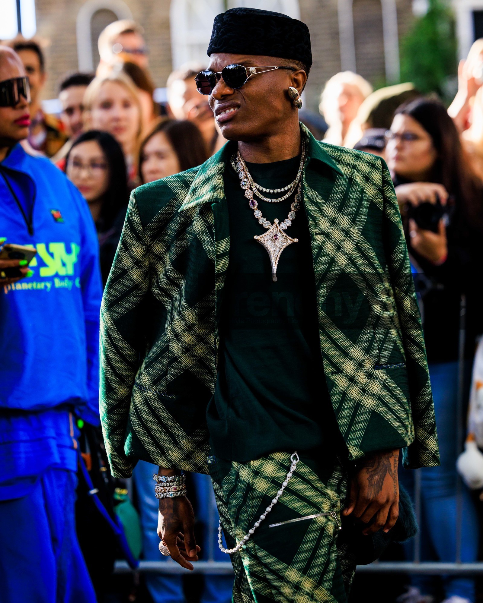 fashion week, frenchystyle, FW, jonathan paciullo, street style, LFW, LONDON, atmosphere details, detail, SPRING SUMMER 2024, SS 24