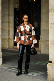 black belt, black sunglasses, patched jacket, multicolor jacket, brown toned jacket, black pants, leather pants, black boots, black handbag, leather hadnbag, street style, jonathan paciullo, FW, frenchystyle, fashion week, AUTUMN WINTER 2022-2023, FALL WINTER 2022_2023, FW 22-23, PFW, PARIS, full length, vertical