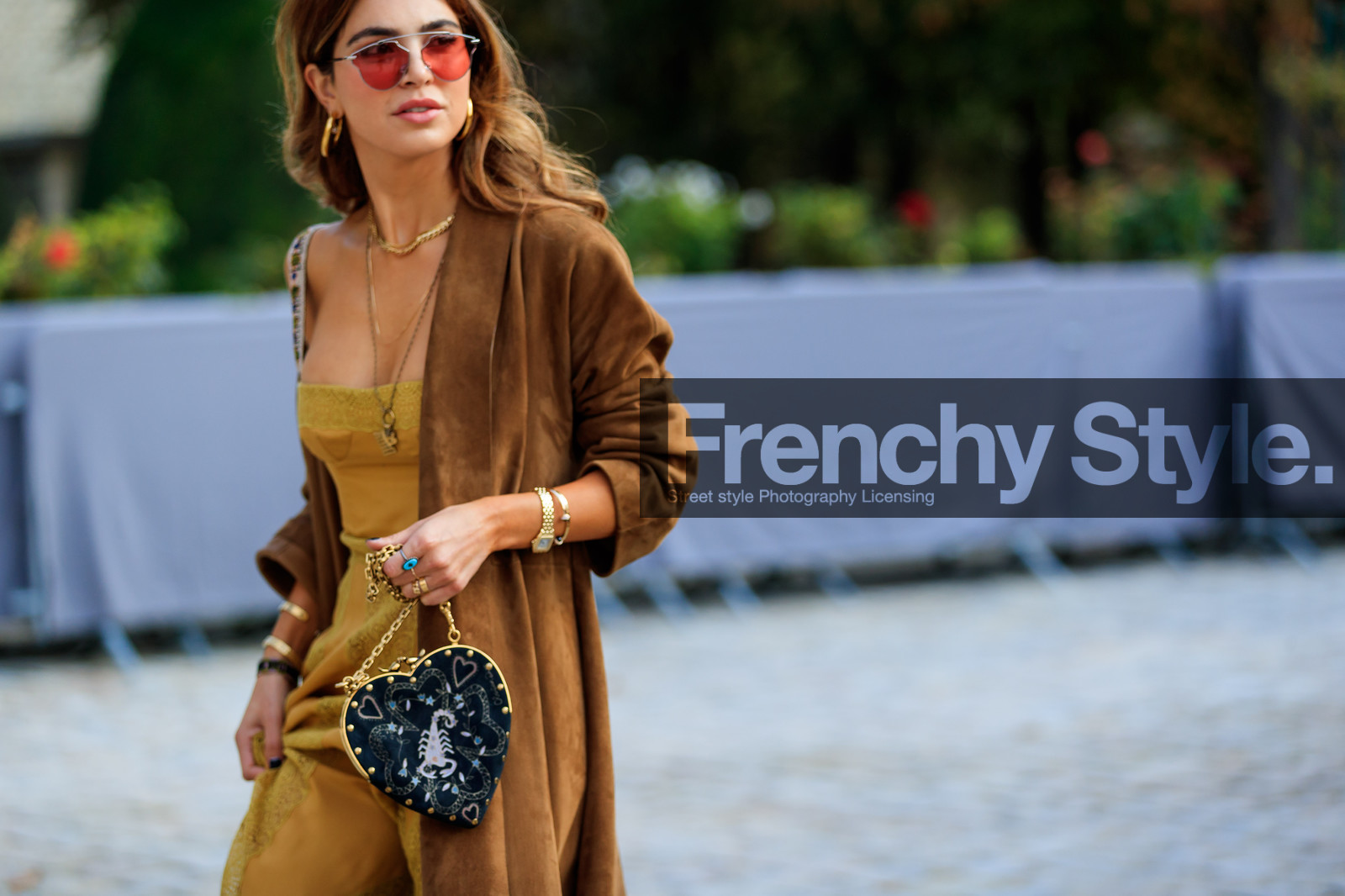 atmosphere details, black bag, brown coat, christian dior, detail, fashion week, frenchystyle, FW, graphic bag, horizontal, jonathan paciullo, leather bag, necklace, negin mirsalehi, PARIS, PFW, printed bag, SPRING SUMMER 2018, SS 18, street style, suede jacket, sunglasses, yellow dress